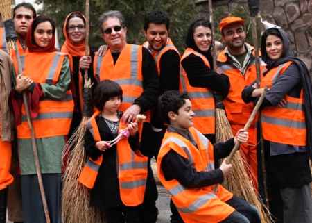 آشغالاتون حرف نداره!* / نگاهی به فیلم «نارنجی پوش»