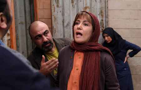 هیچ.../ نگاهی به فیلم «بی‎خود و بی‎جهت» ساخته عبدالرضا کاهانی